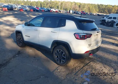 2019 Jeep Compass Trailhawk 4X4 из США, поврежденный, VIN 3C4NJDDB1KT739616